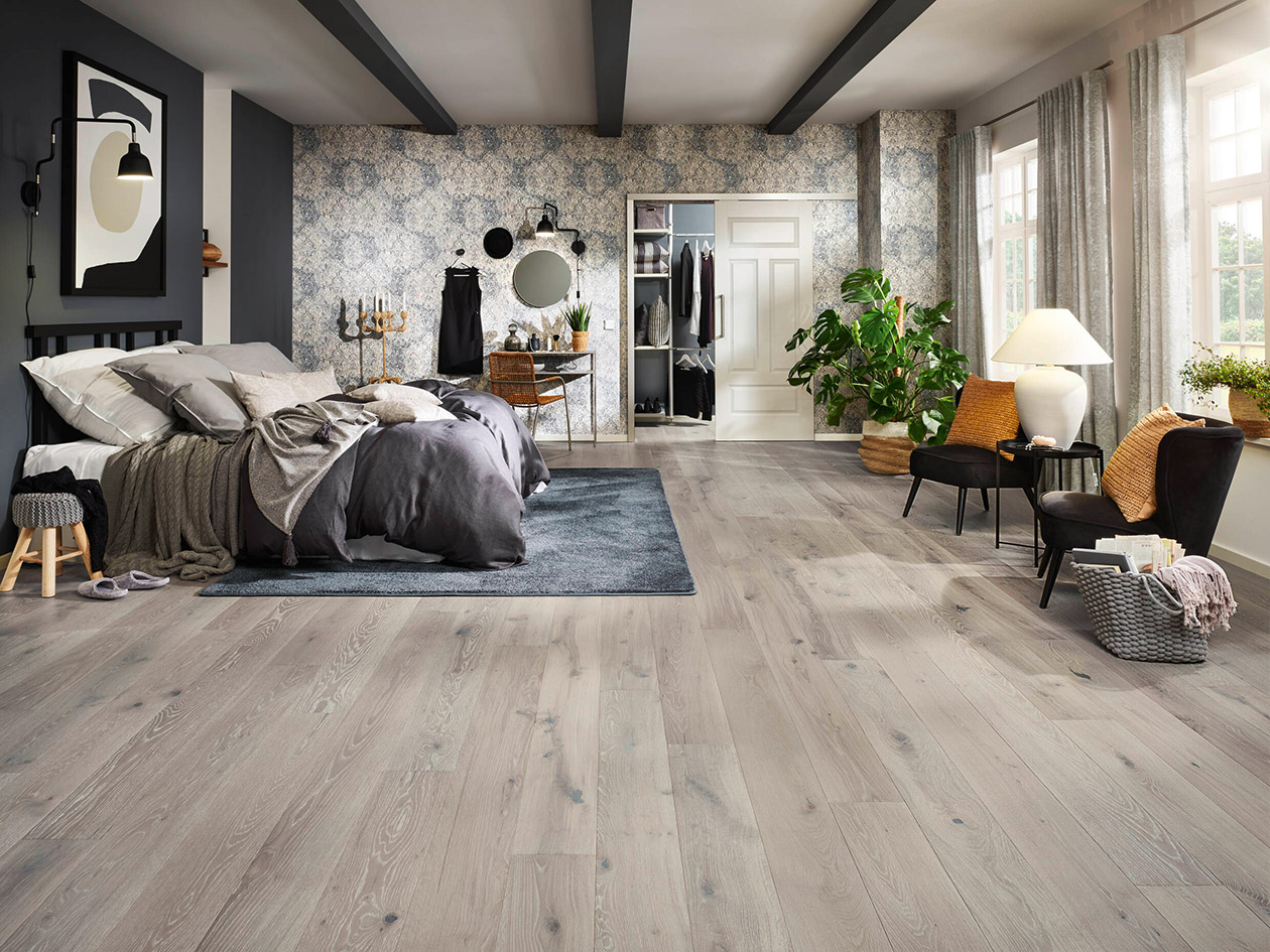 Wärme und Stil: So integrieren Sie die Fußbodenheizung mit Modernen Bodenbelägen